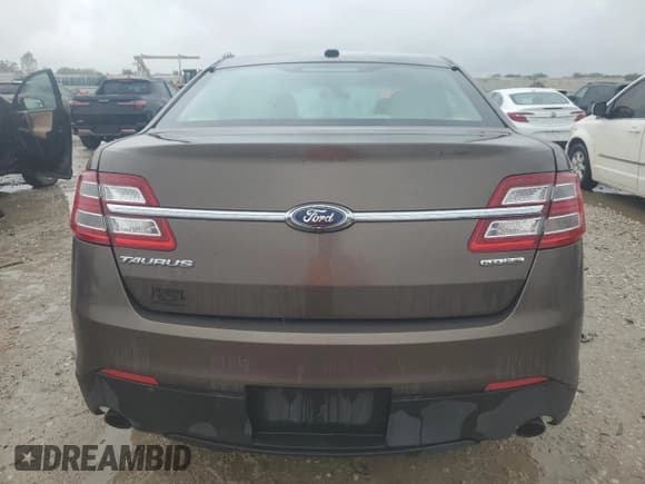 ✅ 2016 Ford Taurus SE • VIN: 1FAHP2D8XGG103122 • Лот: 83876115. Опубликован ранее на Copart с пробегом 201 846 миль. Бесплатный доступ к архиву аукционных продаж из США и подробный отчёт об истории автомобиля на DreamBid. Изображение 6.