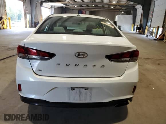 2018 Hyundai Sonata SE с VIN 5NPE24AF0JH606557, выставлен на аукционе Copart как лот 80921715 с пробегом 45 770 миль миль и Списание • Salvage title. История ставок и продаж доступна на DreamBid. Изображение 6.