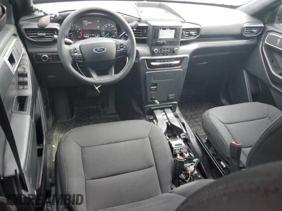 ✅ 2023 Ford Police Interceptor Utility • VIN: 1FM5K8AC7PGA81499 • Lot: 76470164. Wystawiony na Copart z przebiegiem 11 509 mil. Bezpłatny archiwum sprzedaży aukcyjnych z USA i szczegółowy raport historii pojazdu na DreamBid. Zdjęcie 8.