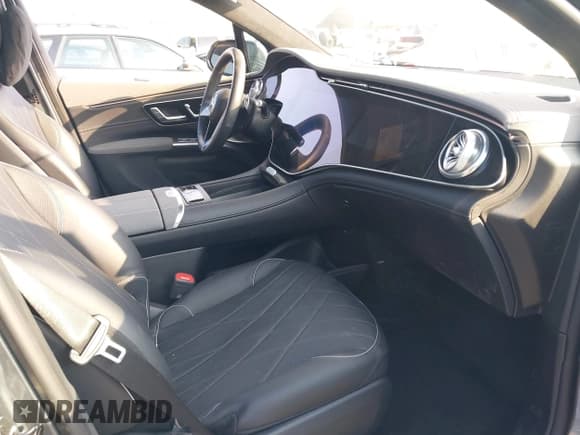 ✅ 2023 Mercedes-Benz EQS 580 • VIN: 4JGDM4EBXPA026161 • Lot: 41424484. Wystawiony na IAAI z przebiegiem Nie podano. Bezpłatny archiwum sprzedaży aukcyjnych z USA i szczegółowy raport historii pojazdu na DreamBid. Zdjęcie 5.