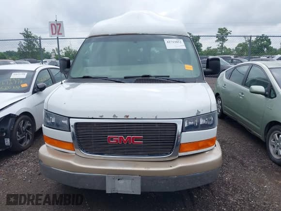 ✅ 2005 GMC Savana Cargo YF7 Upfitter • VIN: 1GDFG15TX51100456 • Lot: 42711052. Listed on IAAI with 256,014 mi. Free auction sales archive from the USA and detailed vehicle history report at DreamBid. Image 12.