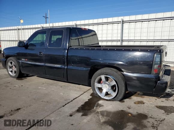 ✅ 2003 Chevrolet Silverado SS • VIN: 2GCEK19N531270435 • Лот: 76632764. Опубликован ранее на Copart с пробегом 200 234 миль. Бесплатный доступ к архиву аукционных продаж из США и подробный отчёт об истории автомобиля на DreamBid. Изображение 2.