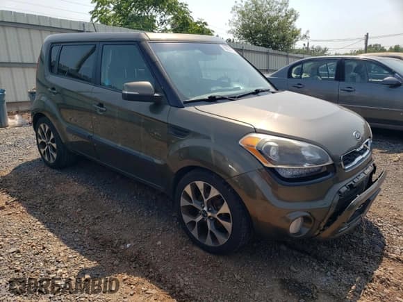 ✅ 2012 Kia Soul + • VIN: KNDJT2A65C7416065 • Lot: 66055035. Wystawiony na Copart z przebiegiem 201 309 mil. Bezpłatny archiwum sprzedaży aukcyjnych z USA i szczegółowy raport historii pojazdu na DreamBid. Zdjęcie 4.
