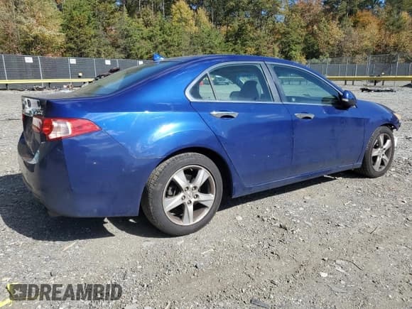 ✅ 2011 Acura TSX • VIN: JH4CU2F60BC010584 • Lot: 89648265. Listed on Copart with 285,428 mi. Free auction sales archive from the USA and detailed vehicle history report at DreamBid. Image 3.