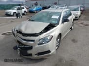 ✅ 2010 Chevrolet Malibu 1LS • VIN: 1G1ZB5EB2AF293884 • Lot: 43537559. Wystawiony na IAAI z przebiegiem 129 431 mil. Bezpłatny archiwum sprzedaży aukcyjnych z USA i szczegółowy raport historii pojazdu na DreamBid. Zdjęcie 17.