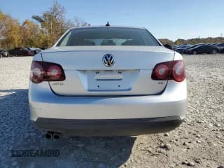 ✅ 2008 Volkswagen Jetta SE • VIN: 3VWRM71KX8M182588 • Лот: 91324195. Опубликован ранее на Copart с пробегом 223 018 миль. Бесплатный доступ к архиву аукционных продаж из США и подробный отчёт об истории автомобиля на DreamBid. Изображение 6.