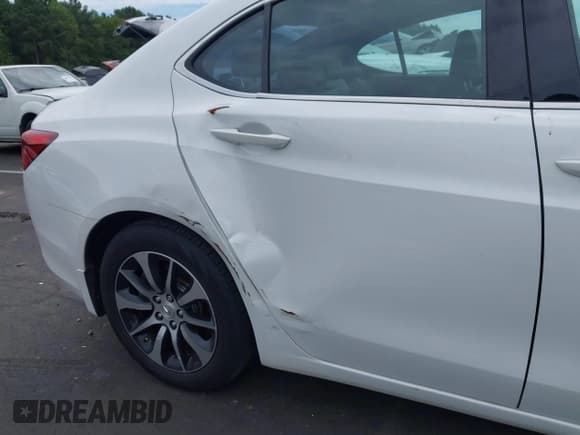 ✅ 2016 Acura TLX • VIN: 19UUB1F31GA000694 • Лот: 43074487. Опубликован ранее на IAAI с пробегом 136 160 миль. Бесплатный доступ к архиву аукционных продаж из США и подробный отчёт об истории автомобиля на DreamBid. Изображение 19.