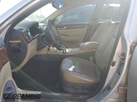 ✅ 2012 Hyundai Genesis 3.8L • VIN: KMHGC4DDXCU178016 • Лот: 81865825. Опубликован ранее на Copart с пробегом 353 811 миль. Бесплатный доступ к архиву аукционных продаж из США и подробный отчёт об истории автомобиля на DreamBid. Изображение 7.