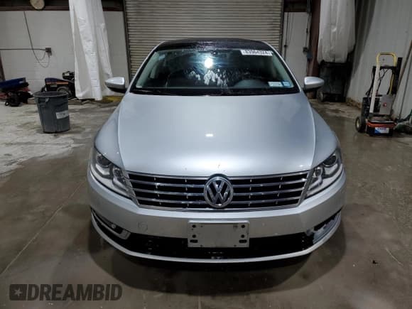 ✅ 2014 Volkswagen CC Executive • VIN: WVWGU7AN5EE525409 • Lot: 83964324. Listed on Copart with 118,465 mi. Free auction sales archive from the USA and detailed vehicle history report at DreamBid. Image 5.