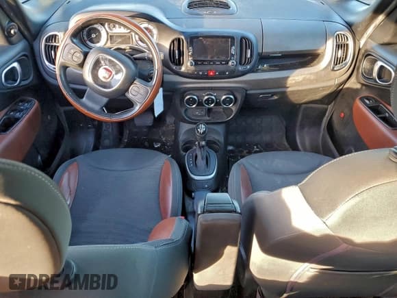 ✅ 2014 FIAT 500L Trekking • VIN: ZFBCFADH5EZ017741 • Лот: 93855595. Опубликован ранее на Copart с пробегом 89 013 миль. Бесплатный доступ к архиву аукционных продаж из США и подробный отчёт об истории автомобиля на DreamBid. Изображение 8.