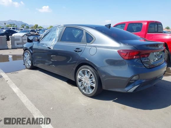 ✅ 2023 Kia Forte LXS • VIN: 3KPF24AD6PE508309 • Lot: 43045691. Listed on IAAI with 43,134 mi. Free auction sales archive from the USA and detailed vehicle history report at DreamBid. Image 3.