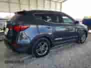 2018 Hyundai Santa Fe 2.4L z VIN 5XYZU3LB7JG543240, wystawiony jako Copart lot #89693095 z przebiegiem 121 636 mil mil oraz Czysty tytuł • Clean title. Historia ofert i sprzedaży dostępna na DreamBid. Obrazek 3.