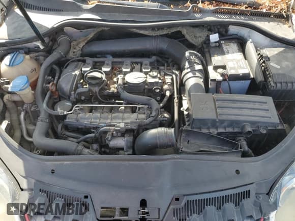 ✅ 2008 Volkswagen Jetta • VIN: 3VWBA71K38M186699 • Lot: 80533775. Listed on Copart with 146,971 mi. Free auction sales archive from the USA and detailed vehicle history report at DreamBid. Image 11.