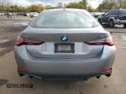 ✅ 2022 BMW i4 eDrive40 • VIN: WBY73AW00NFN08359 • Lot: 86856475. Wystawiony na Copart z przebiegiem 60 323 mil. Bezpłatny archiwum sprzedaży aukcyjnych z USA i szczegółowy raport historii pojazdu na DreamBid. Zdjęcie 6.