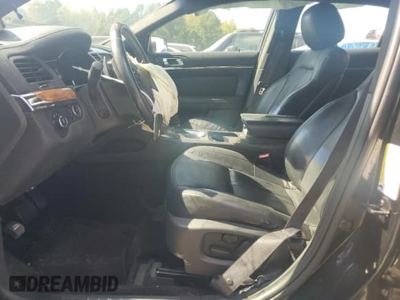 ✅ 2013 Lincoln MKS • VIN: 1LNHL9DK7DG601439 • Лот: 85329725. Опубликован ранее на Copart с пробегом Не указан. Бесплатный доступ к архиву аукционных продаж из США и подробный отчёт об истории автомобиля на DreamBid. Изображение 7.