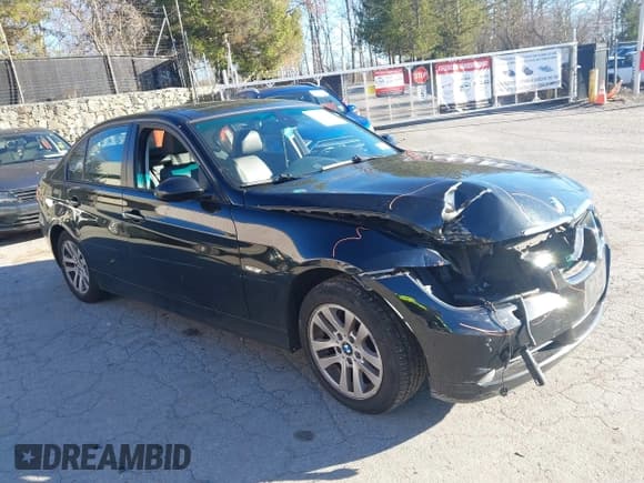 ✅ 2007 BMW 3 Series 328xi • VIN: WBAVC93587KX59158 • Lot: 43748857. Wystawiony na IAAI z przebiegiem 128 294 mil. Bezpłatny archiwum sprzedaży aukcyjnych z USA i szczegółowy raport historii pojazdu na DreamBid. Zdjęcie 1.