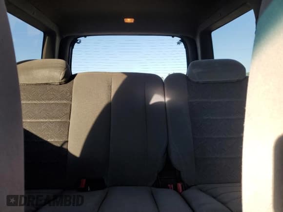 ✅ 1999 Ford Explorer XL • VIN: 1FMZU34X8XUC31019 • Lot: 87831635. Wystawiony na Copart z przebiegiem 220 683 mil. Bezpłatny archiwum sprzedaży aukcyjnych z USA i szczegółowy raport historii pojazdu na DreamBid. Zdjęcie 10.