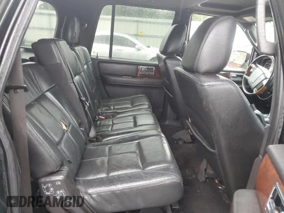 ✅ 2011 Lincoln Navigator • VIN: 5LMJJ3H56BEJ03280 • Лот: 68878464. Опубликован ранее на Copart с пробегом 253 160 миль. Бесплатный доступ к архиву аукционных продаж из США и подробный отчёт об истории автомобиля на DreamBid. Изображение 11.