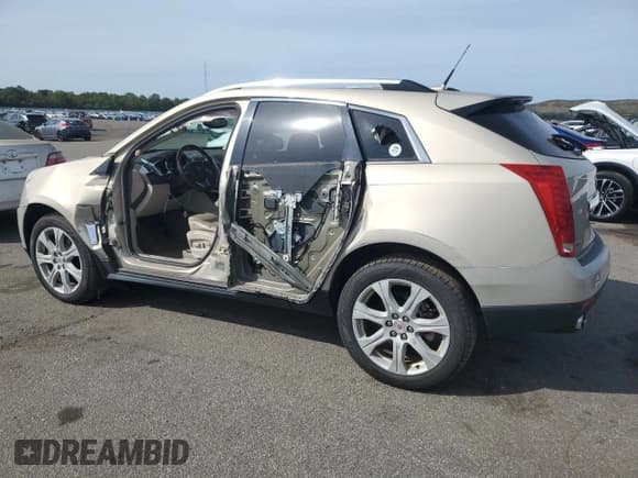 ✅ 2010 Cadillac SRX Performance Collection • VIN: 3GYFNBEY6AS547316 • Lot: 84540655. Wystawiony na Copart z przebiegiem 54 637 mil. Bezpłatny archiwum sprzedaży aukcyjnych z USA i szczegółowy raport historii pojazdu na DreamBid. Zdjęcie 2.