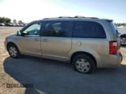 ✅ 2008 Dodge Grand Caravan SE • VIN: 2D8HN44H68R812966 • Lot: 70641565. Wystawiony na Copart z przebiegiem 234 114 mil. Bezpłatny archiwum sprzedaży aukcyjnych z USA i szczegółowy raport historii pojazdu na DreamBid. Zdjęcie 2.