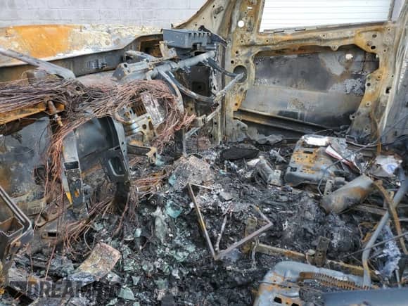 2024 Ram 1500 Limited with VIN 1C6SRFHT9RN128096, listed as a Copart auction lot 60881195 with Not provided miles and Salvage title. Bid and sale history available at DreamBid. Image 7.