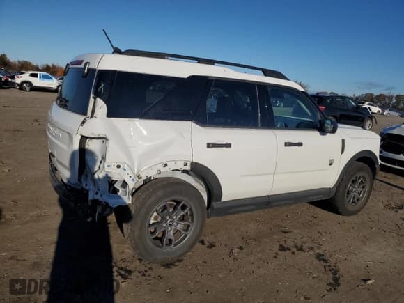 ✅ 2024 Ford Bronco Sport Big Bend • VIN: 3FMCR9B61RRE92037 • Lot: 90014495. Listed on Copart with 13,140 mi. Free auction sales archive from the USA and detailed vehicle history report at DreamBid. Image 3.