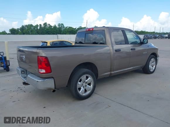 ✅ 2009 Dodge 1500 SLT • VIN: 1D3HB18P69S737751 • Lot: 42734277. Listed on IAAI with 172,777 mi. Free auction sales archive from the USA and detailed vehicle history report at DreamBid. Image 4.