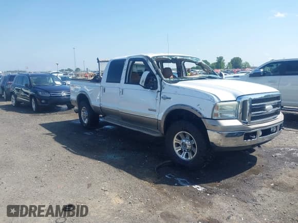 ✅ 2006 Ford F-250 XL • VIN: 1FTSW21P56ED13667 • Lot: 42108168. Listed on IAAI with 175,075 mi. Free auction sales archive from the USA and detailed vehicle history report at DreamBid. Image 1.