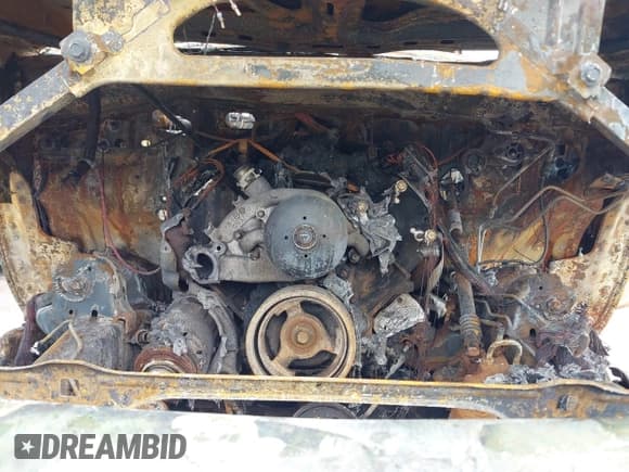 ✅ 2015 Chevrolet Silverado 2500HD LT • VIN: 1GC1KVEG4FF106698 • Lot: 42212983. Listed on IAAI with Not provided. Free auction sales archive from the USA and detailed vehicle history report at DreamBid. Image 10.