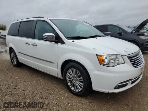 ✅ 2016 Chrysler Town & Country Touring L Anniversary Edition • VIN: 2C4RC1CGXGR121034 • Лот: 85331795. Опубликован ранее на Copart с пробегом 155 068 миль. Бесплатный доступ к архиву аукционных продаж из США и подробный отчёт об истории автомобиля на DreamBid. Изображение 4.