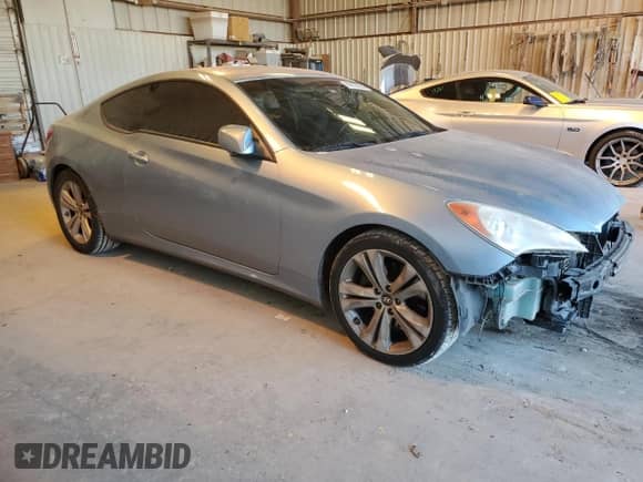 2011 Hyundai Genesis Coupe Premium z VIN KMHHT6KD4BU045480, wystawiony jako Copart lot #85025094 z przebiegiem 175 431 mil mil oraz Szkoda całkowita • Salvage title. Historia ofert i sprzedaży dostępna na DreamBid. Obrazek 4.