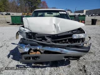 ✅ 1999 Chevrolet Silverado 2500 • VIN: 1GCGK29U4XE242992 • Lot: 48411425. Wystawiony na Copart z przebiegiem 315 200 mil. Bezpłatny archiwum sprzedaży aukcyjnych z USA i szczegółowy raport historii pojazdu na DreamBid. Zdjęcie 5.