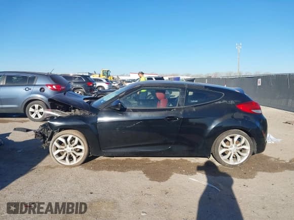 ✅ 2012 Hyundai Veloster w/Gray Int • VIN: KMHTC6AD6CU046899 • Lot: 41804550. Wystawiony na IAAI z przebiegiem 105 686 mil. Bezpłatny archiwum sprzedaży aukcyjnych z USA i szczegółowy raport historii pojazdu na DreamBid. Zdjęcie 14.