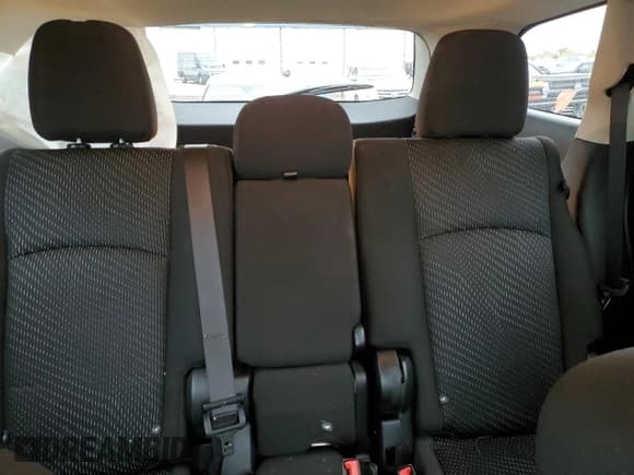 ✅ 2019 Dodge Journey SE • VIN: 3C4PDCBB1KT719539 • Lot: 82643925. Wystawiony na Copart z przebiegiem 58 318 mil. Bezpłatny archiwum sprzedaży aukcyjnych z USA i szczegółowy raport historii pojazdu na DreamBid. Zdjęcie 10.