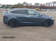 ✅ 2020 Tesla Model X Long Range • VIN: 5YJXCAE22LF270388 • Lot: 43600796. Wystawiony na IAAI z przebiegiem 52 353 mil. Bezpłatny archiwum sprzedaży aukcyjnych z USA i szczegółowy raport historii pojazdu na DreamBid. Zdjęcie 13.