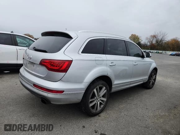 ✅ 2013 Audi Q7 Premium Plus • VIN: WA1LGAFE5DD008735 • Lot: 91108205. Listed on Copart with 132,745 mi. Free auction sales archive from the USA and detailed vehicle history report at DreamBid. Image 3.