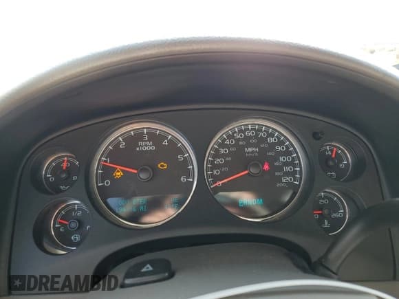 ✅ 2010 Chevrolet Silverado 1500 • VIN: 3GCXKTE26AG131905 • Lot: 46319925. Wystawiony na Copart z przebiegiem 194 686 mil. Bezpłatny archiwum sprzedaży aukcyjnych z USA i szczegółowy raport historii pojazdu na DreamBid. Zdjęcie 9.