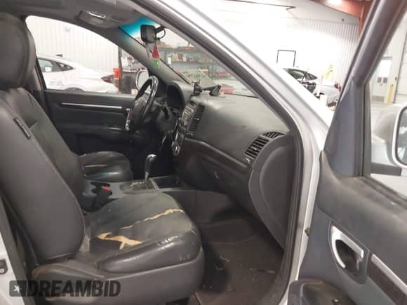 ✅ 2008 Hyundai Santa Fe SE • VIN: 5NMSH73E88H189087 • Лот: 43566779. Размещён на IAAI с пробегом Не указан миль. Получите бесплатный доступ к архиву аукционных продаж из США и посмотрите подробный отчёт об истории автомобиля на DreamBid. Изображение 5.