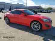 2013 Hyundai Genesis Coupe 2.0T z VIN KMHHT6KD0DU096400, wystawiony jako Copart lot #82832654 z przebiegiem 98 701 mil mil oraz Szkoda całkowita • Salvage title. Historia ofert i sprzedaży dostępna na DreamBid. Obrazek 4.