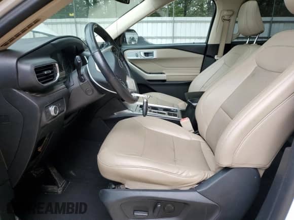 2021 Ford Explorer Limited z VIN 1FMSK7FH7MGB03174, wystawiony jako Copart lot #69957515 z przebiegiem 131 448 mil mil oraz Szkoda całkowita • Salvage title. Historia ofert i sprzedaży dostępna na DreamBid. Obrazek 7.