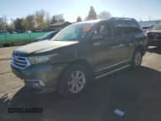 ✅ 2012 Toyota Highlander SE • VIN: 5TDZK3EHXCS066994 • Lot: 90891545. Wystawiony na Copart z przebiegiem Nie podano. Bezpłatny archiwum sprzedaży aukcyjnych z USA i szczegółowy raport historii pojazdu na DreamBid. Zdjęcie 1.