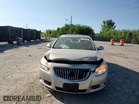 ✅ 2011 Buick Regal CXL RL4 • VIN: W04GS5EC8B1013157 • Lot: 71433485. Listed on Copart with 163,787 mi. Free auction sales archive from the USA and detailed vehicle history report at DreamBid. Image 13.