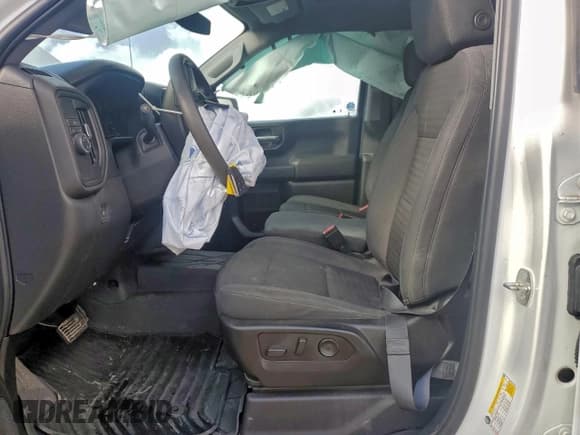 ✅ 2022 Chevrolet Silverado 1500 Custom • VIN: 3GCPABEK4NG605515 • Лот: 93919385. Опубликован ранее на Copart с пробегом 111 965 миль. Бесплатный доступ к архиву аукционных продаж из США и подробный отчёт об истории автомобиля на DreamBid. Изображение 7.