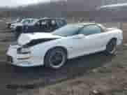 2000 Chevrolet Camaro Z28 z VIN 2G1FP22G8Y2153580, wystawiony jako Copart lot #43004935 z przebiegiem 132 835 mil mil oraz Szkoda całkowita • Salvage title. Historia ofert i sprzedaży dostępna na DreamBid. Obrazek 1.