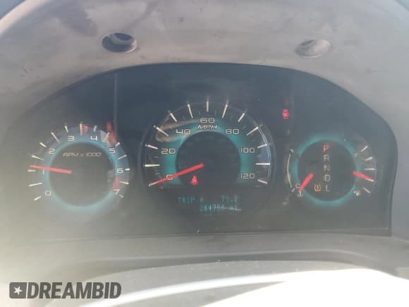 ✅ 2010 Ford Fusion SE • VIN: 3FAHP0HA6AR215742 • Лот: 91088705. Опубликован ранее на Copart с пробегом 264 755 миль. Бесплатный доступ к архиву аукционных продаж из США и подробный отчёт об истории автомобиля на DreamBid. Изображение 9.