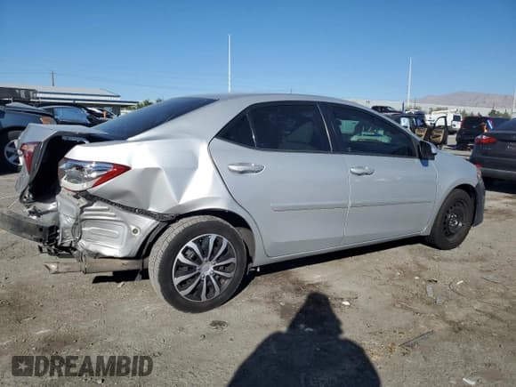 ✅ 2017 Toyota Corolla LE • VIN: 2T1BURHE4HC866562 • Lot: 89926565. Wystawiony na Copart z przebiegiem 101 781 mil. Bezpłatny archiwum sprzedaży aukcyjnych z USA i szczegółowy raport historii pojazdu na DreamBid. Zdjęcie 3.