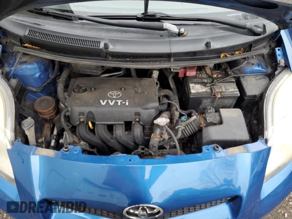 ✅ 2009 Toyota Yaris • VIN: JTDJT903595245807 • Lot: 91585625. Wystawiony na Copart z przebiegiem 121 908 mil. Bezpłatny archiwum sprzedaży aukcyjnych z USA i szczegółowy raport historii pojazdu na DreamBid. Zdjęcie 11.