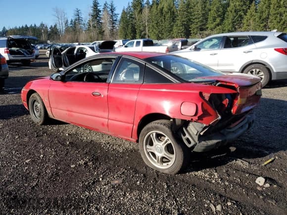 ✅ 1999 Saturn SC • VIN: 1G8ZN1283XZ283513 • Лот: 41760055. Опубликован ранее на Copart с пробегом Не указан. Бесплатный доступ к архиву аукционных продаж из США и подробный отчёт об истории автомобиля на DreamBid. Изображение 2.