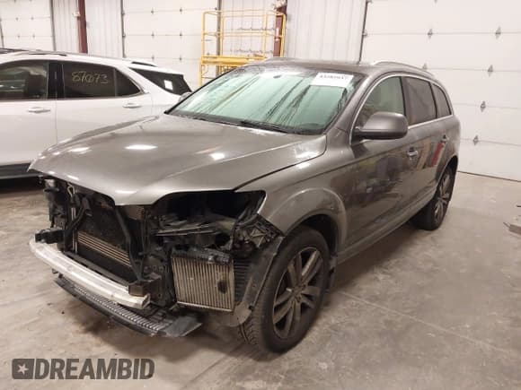 ✅ 2012 Audi Q7 Premium Plus • VIN: WA1LMAFE3CD000222 • Lot: 43585937. Listed on IAAI with 133,692 mi. Free auction sales archive from the USA and detailed vehicle history report at DreamBid. Image 17.