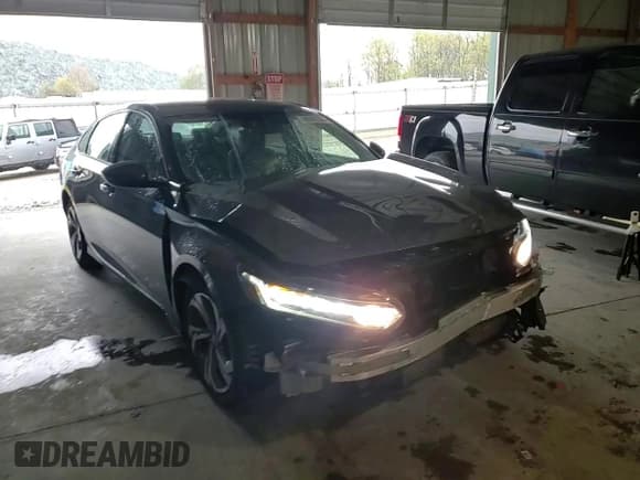 ✅ 2019 Honda Accord EX • VIN: 1HGCV1F4XKA008300 • Lot: 90002555. Listed on Copart with 88,623 mi. Free auction sales archive from the USA and detailed vehicle history report at DreamBid. Image 13.